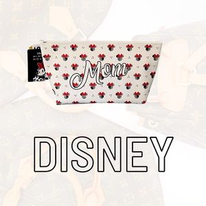 NWT MINNIE Mouse travel bag